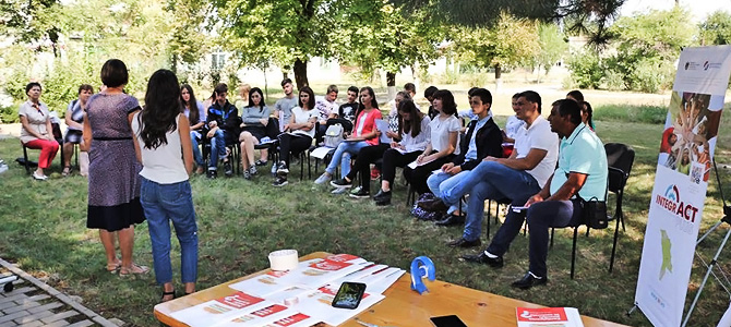 A special start of a school year: a group of young activists on the 1st of September went to school. And no, it is not a mistake A special start of a school year: a group of young activists on the 1st of September went to school. And no, it is not a mistake
