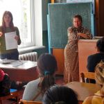 Distribution of school supplies, Gribova village, Drochia rayon